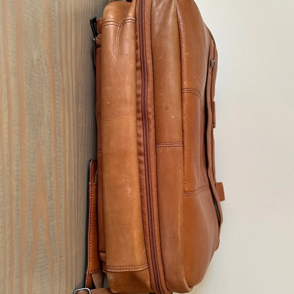 Kenneth Cole Reaction Tan Leather Briefcase